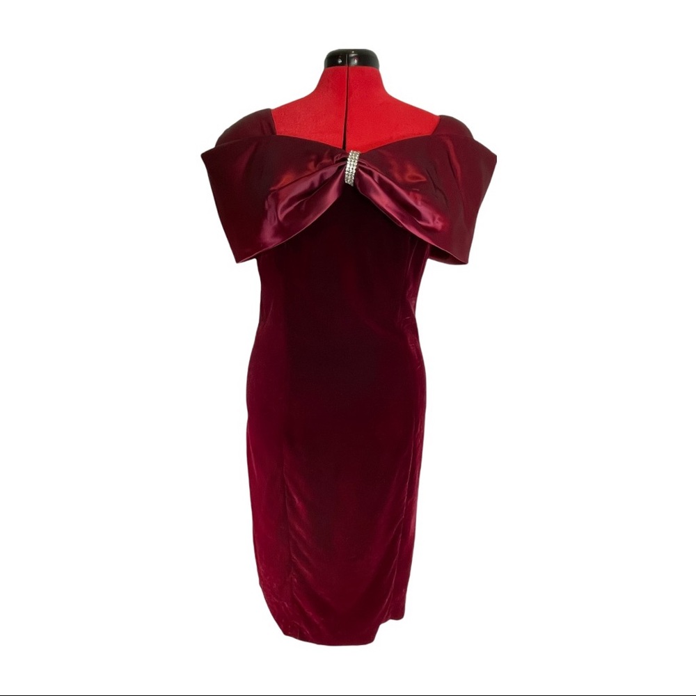 Jessica Howard Vintage Velvet Dress Size 14